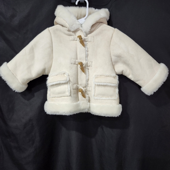 The Children's Place Girls Faux Fur Suede Coat Size 12M Hood Toggle Winter - Picture 1 of 8